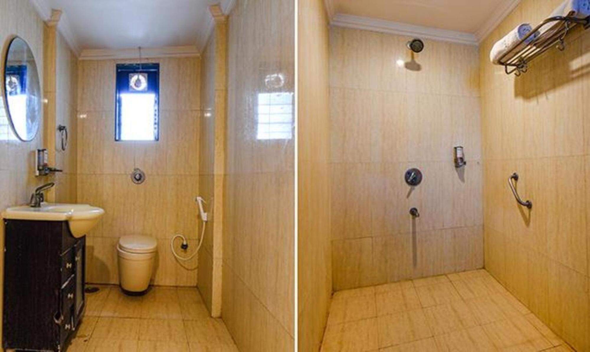 Hotel Shirdi Sai Wada Екстер'єр фото